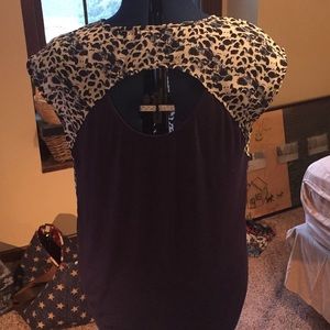 Pixley Tops - Multi-contrast shirt with cut-out in back. Pixley Tops - Multi-contrast shirt with cut-out in back.